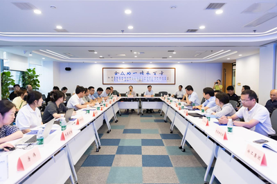 開展產業(yè)鏈黨建聯盟“四進四區(qū)”活動——2024江蘇軟件產業(yè)政策宣貫解讀環(huán)省行走進徐州